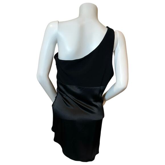 #T184 Cinq À Sept Theoline One-shoulder Crepe & Satin Top In Black SZ L $395 - Picture 8 of 13